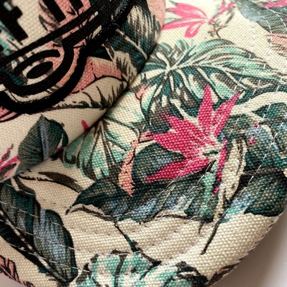 Vans Off The Wall Classic Unisex Snap Back Trucker Hat Hawaiian Tropical Floral - Picture 4 of 11